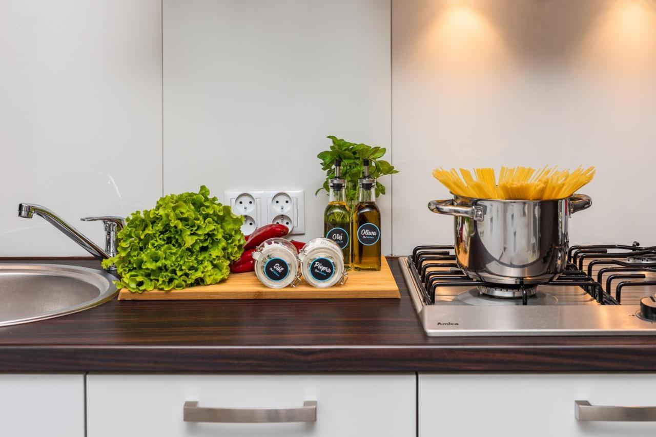 W Rent Like Home - Grojecka 19 25 Warsaw Ngoại thất bức ảnh
